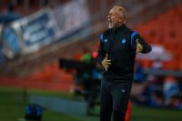Jemerson falha duas vezes e frustra estreia de Mano Menezes no Grêmio; veja