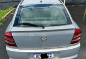 Vendo Astra 2004 8v 2.0 2p