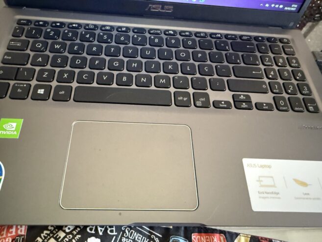 Notebook ASUS semi-novo