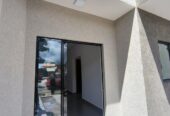 Casa em condomínio fechado – Praia de Leste