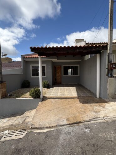 Casa em condomínio no gralha azul