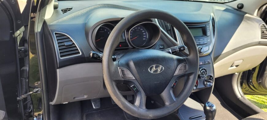 HYUNDAI/Hb20S CONF, 2015/2015, 1.6, manual: FLEX