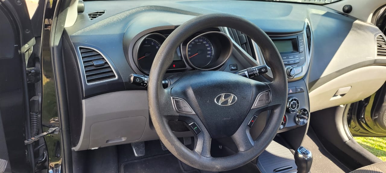 HYUNDAI/Hb20S CONF, 2015/2015, 1.6, manual: FLEX